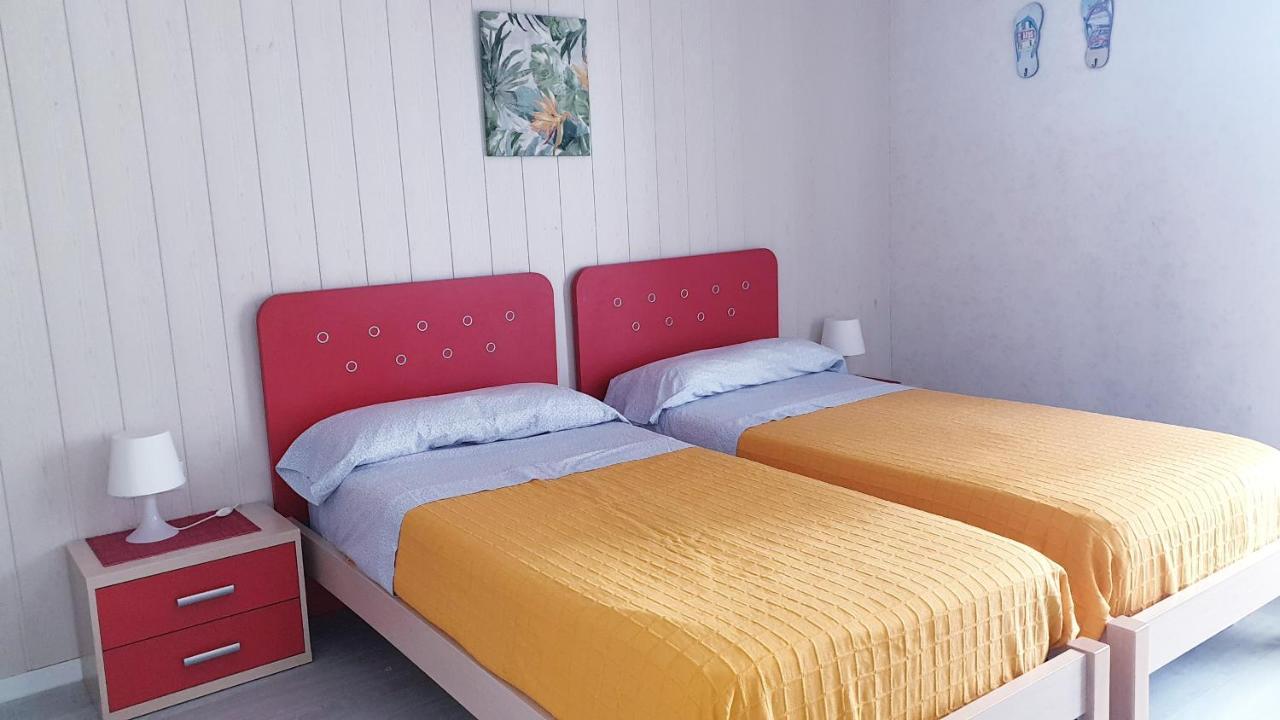 Apartamento Playa Llevant Mejor Zona 살루 외부 사진